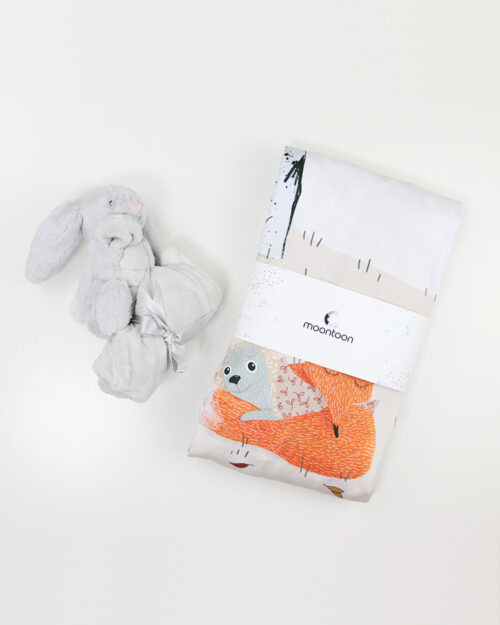 oryginalny prezent dla noworodka: prześcieradło 600x120 cm i przytulanka króliczek JellyCat