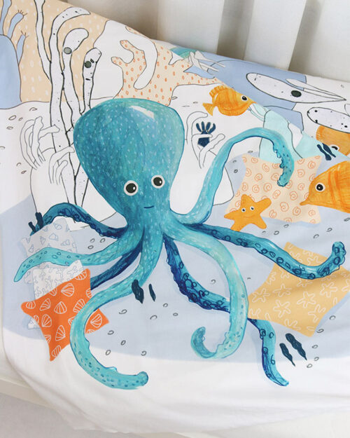 Ilustrowana pościel dziecięca Tajemnicze Głębiny z motywem podwodnego świata i morskich zwierząt